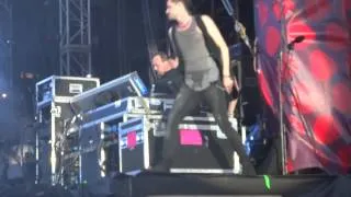 The Script & Labrinth - Earthquake and Hall Of Fame Live At V Festival Weston Park August 2013