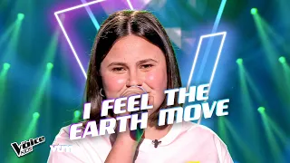 Sien - 'I Feel The Earth Move' | Knockouts | The Voice Kids | VTM