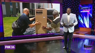 Houston city council member helps senior community without A/C