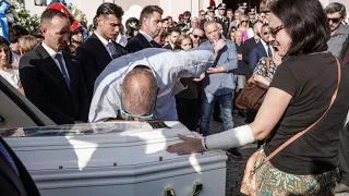 Incidente frecce, commozione ai funerali della piccola Laura