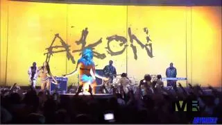 AKON belly dancer