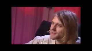 Kurt Cobain being himself for 1 minute straight