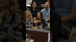 Kelsey Plum and Jackie Young were all vibes with the snacks during the Final Four 😂🍿 @ATT