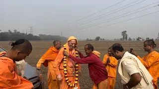 Прибытие Шрипады Бхакти Викаши Свами на ферму в Бадарикашраме