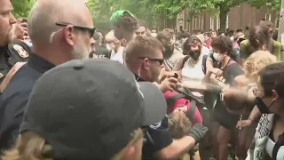 Students and police clash at UNC-Chapel Hill