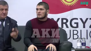 Боец UFC Хабиб Нурмагомедов: встреча с болельщиками