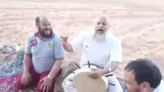 مهما حاولوا التظاهر بالدين الا انه يعود بهم الحنين لل.....