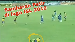 Sambaran petir di laga Persib vs Persik ISL 2010