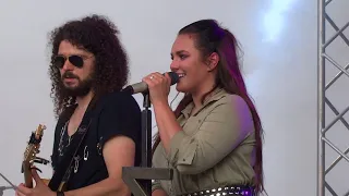 Ewa Farna - Karviná - 8.6.2018 - Boky jako skříň