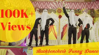 College Backbenchers' funny dance😜