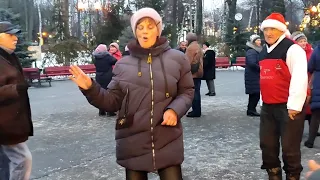 ТОПОЛЯ, ТОПОЛЯ ВСЕ В ПУХУ!👍🙂/ТАНЦЫ В ПАРКЕ ГОРЬКОГО ХАРЬКОВ ЯНВАРЬ 2022