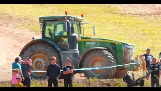 FUNNY TRACTORS  TRACTOR SHOW - TUG OF WARS - SPRINT - RACE