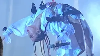 FKA Twigs - Magdalene Tour