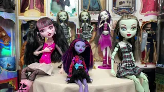 ✨FIXING GLUE SEEPAGE in Monster High Dolls!✨ Hair Tutorial