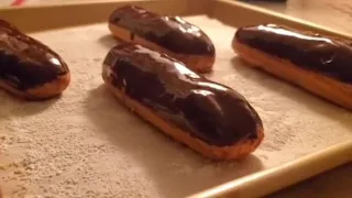 Eclairs (choux pastry)