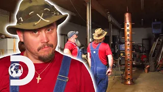 Mike & Jerry Build A Unique 13ft Column Still To Maximise Flavour | Moonshiners