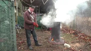 Как изготовить древесный уголь