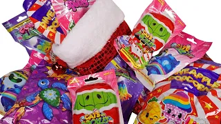 Surprise Stocking Cats VS Pickles, Holiday Dogs VS Squirls, Pop Art Soft, & MORE Blind Bags Unboxing