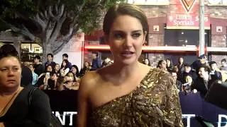 Shailene Woodley Interview at the DIVERGENT premiere in Los Angeles