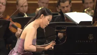 Mozart   Piano Concerto No  21, K 467   Yeol Eum Son   YouTube
