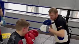 Future champ Nikita Kasyanov got skills | esnews boxing