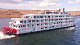 American Pride - Paddlewheel Cruise Ship On The Columbia River