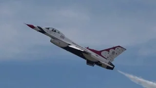 USAF Thunderbirds Display Highlights
