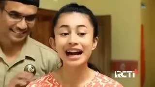 FTV TERBARU 2022 dinda kirana-Dokter cantik anak pengusaha naksir sama cowok miskin.