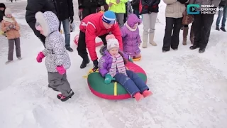 В Смоленске открыли самую длинную ледяную горку