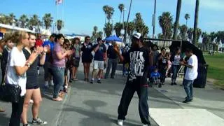 Venice Beach street performance