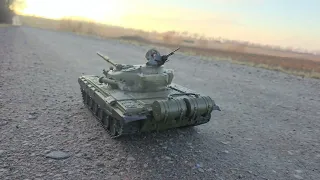 RC panzer tank Henglong T72 vs M1A2 Abrams 4K