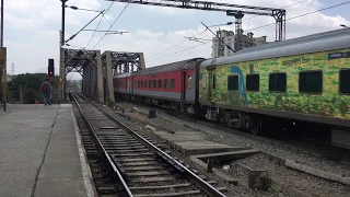 Indian Railways... Suvidha Express from Yesvantpur to Jaipur, greets at upper kopar rail bridge.