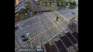 Brimsdown level crossing misuse