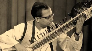 Pandit Nikhil Banerjee -   Raag Charukeshi