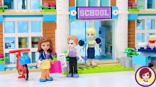 The Lego Friends actually go to school? Who knew 🤷🏻‍♀️ Heartlake City School Build