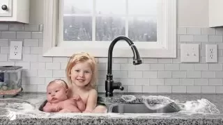 Baby Sister Sink Bath - Behind the scenes