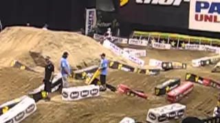 US Open 2009-James Stewart hits triple/quad rhythm section in last practice session