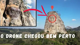 Como esculpiram isso lá no alto da pedra?