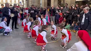Colla bastonera infantil de l'Esbart Català - Trobada de gegants i Seguici de Santa Eulàlia 2024
