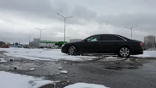 На audi a8 LONG можно ехать боком