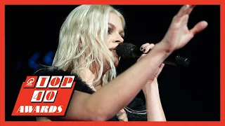 Davina Michelle - 'Skyward' & 'I Love Me More' (live bij de Qmusic Top 40 Awards 2023)