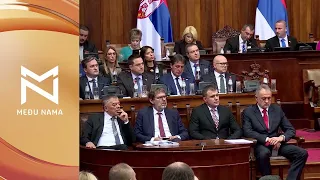 Zašto se žuri naprednjacima?