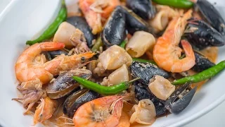 Seafood Bicol Express Recipe | How to Cook Bicol Express | Panlasang Pinoy