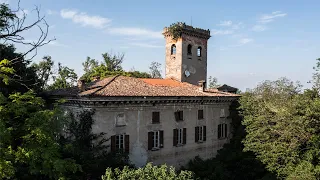 A DARK HISTORY | Abandoned 12th-Century Italian Palace of a Notorious Painter