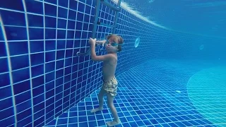 Hotel Pool Jumps Fun - Maldives Holidays