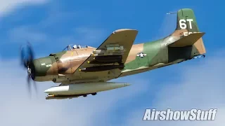 Douglas A-1 Skyraider Flybys - Northern Illinois Airshow 2017