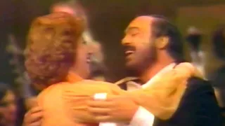 Luciano Pavarotti singing “Celeste Beverly…Aida” (1980) [Tv Broadcast]