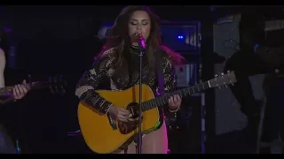 Demi Lovato - Don't Forget/Catch Me (Acoustic Medley) (Villa Mix Festival Goiania 2017)