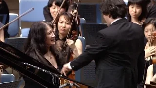 Martha Argerich plays Tchaikovsky's Piano Concerto No.1 in B-flat minor, Op.23 (cond. Pappano)(2001)