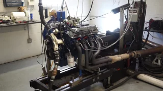 428 Cobra Jet on dyno - looks stock - but "hiding" something